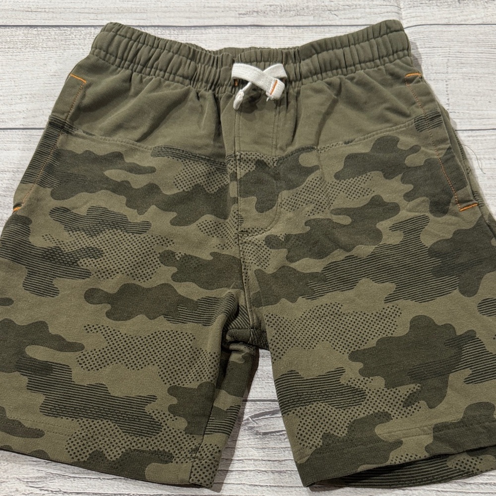 Tommy Bahama Boys Olive Camouflage Pull on Knit Shorts